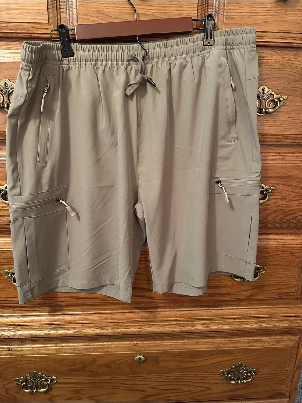 Women’s Stretch Cargo Shorts - Taupe